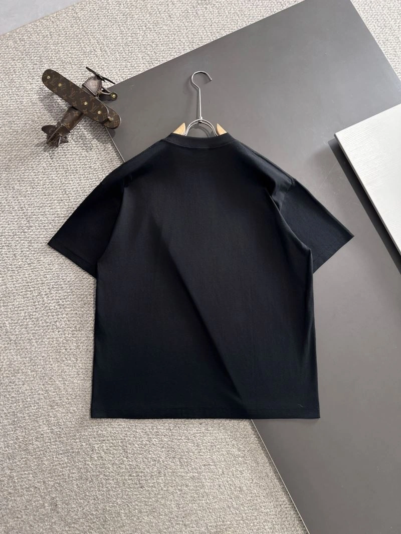 Lightweight Gucci T-Shirts 126035