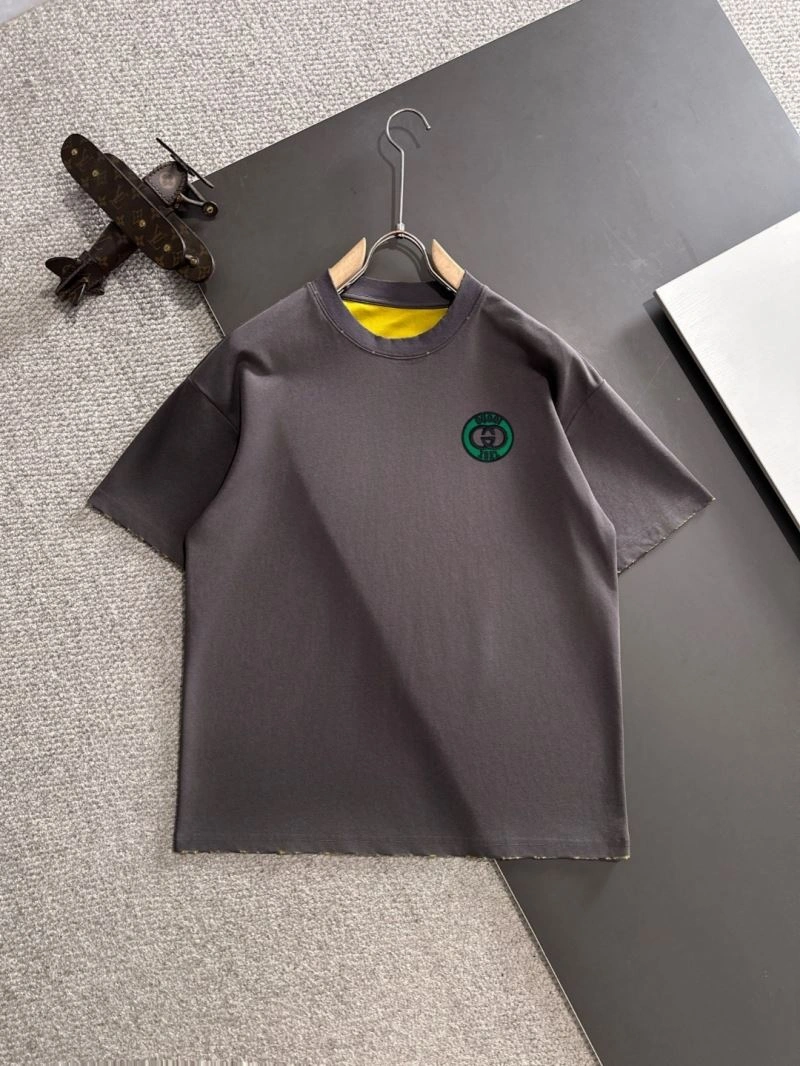 Sleek Gucci T-Shirts 126030