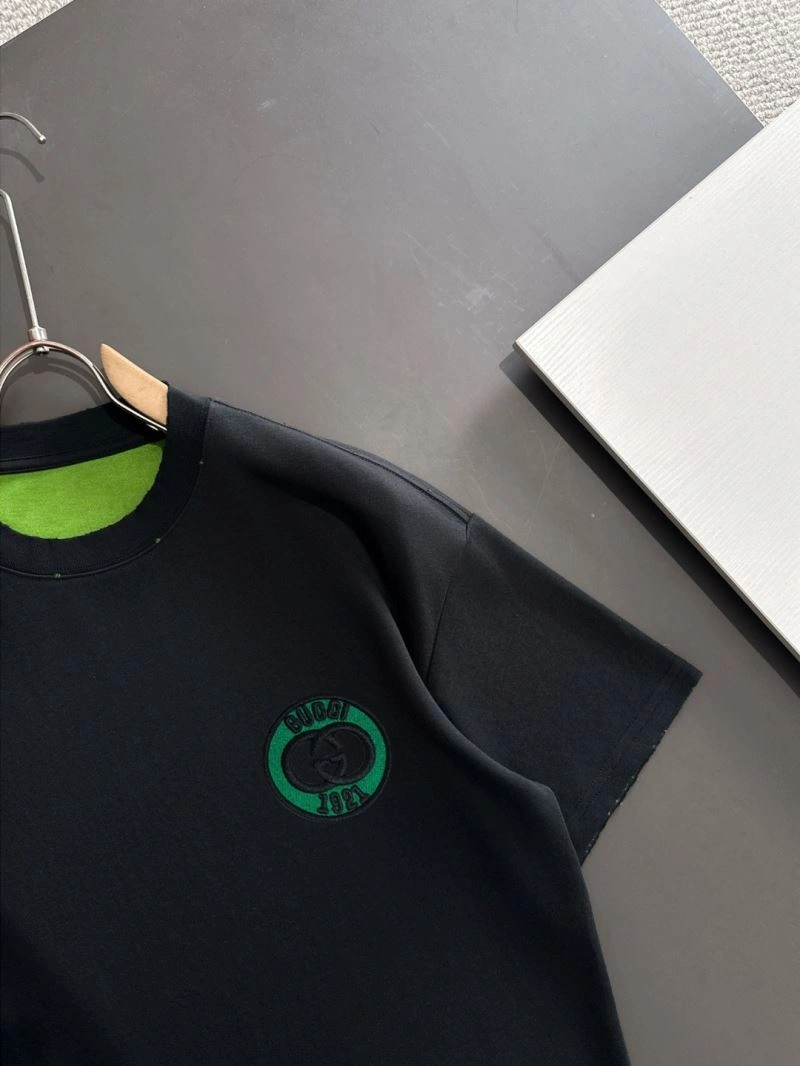 Gucci T-Shirts Breathable 126013