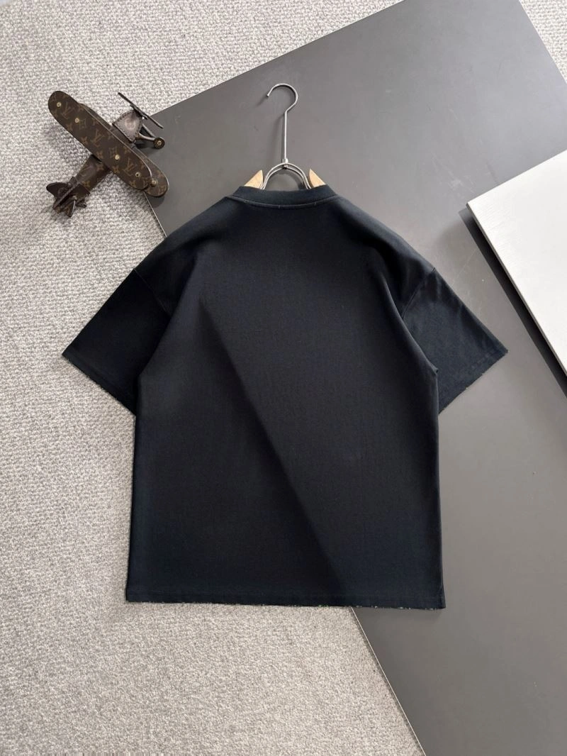 Gucci T-Shirts Breathable 126013
