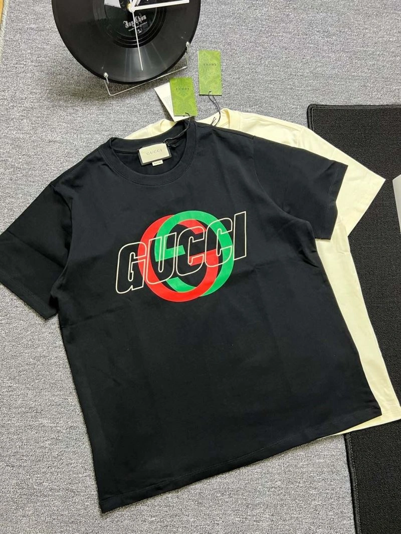 Gucci T-Shirts UrbanChic 126012