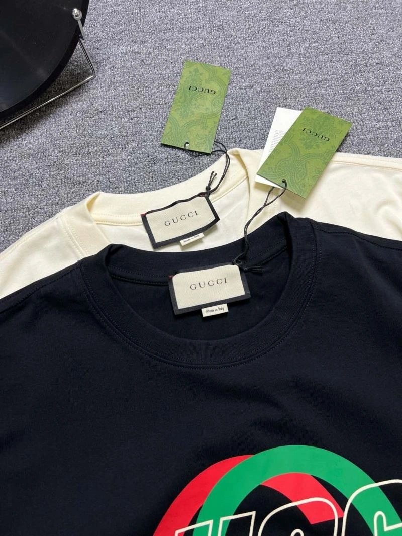 Gucci T-Shirts UrbanChic 126012