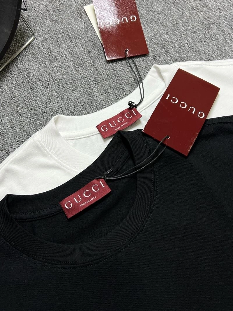 Stretchable Gucci T-Shirts 126009