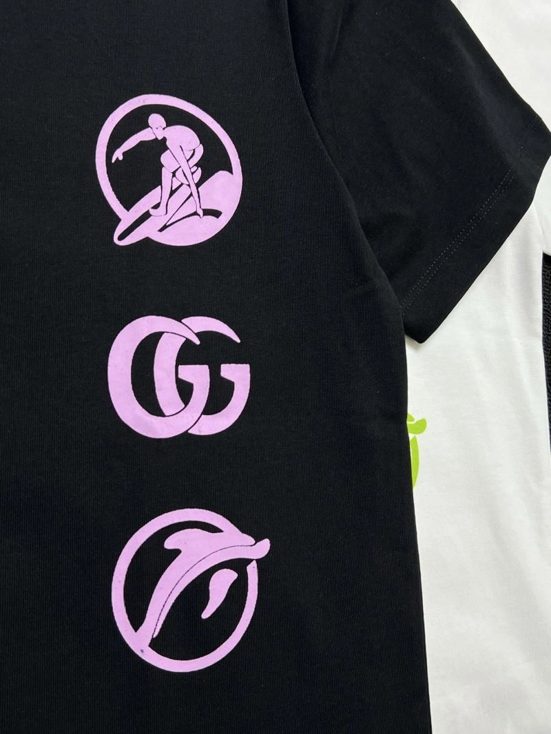 Stretchable Gucci T-Shirts 126009