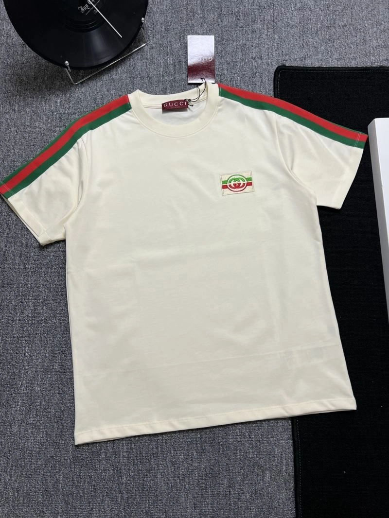 Gucci T-Shirts Elegant 126025