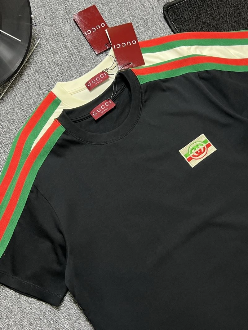 Gucci T-Shirts Elegant 126025