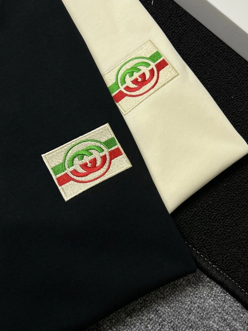 Gucci T-Shirts Elegant 126025