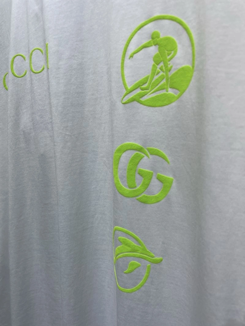 ComfortFit Gucci T-Shirts 126027
