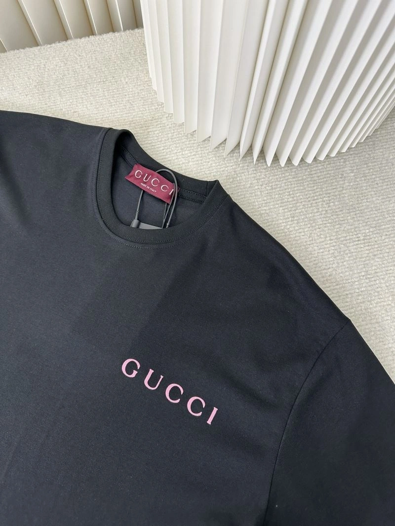 Refined Gucci T-Shirts 126014