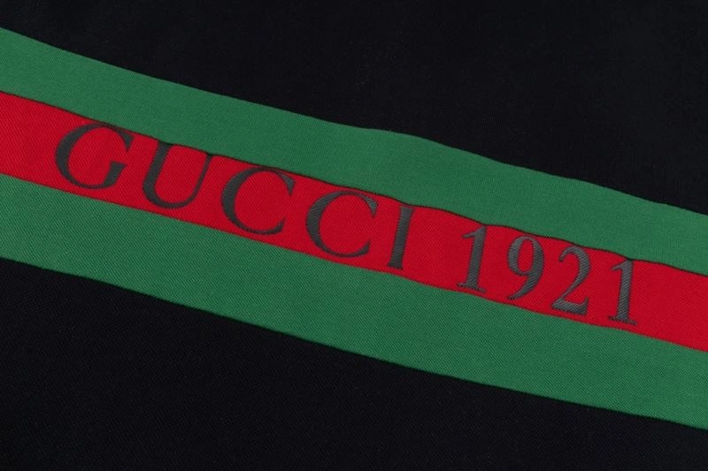 Gucci T-Shirts UrbanChic 125756