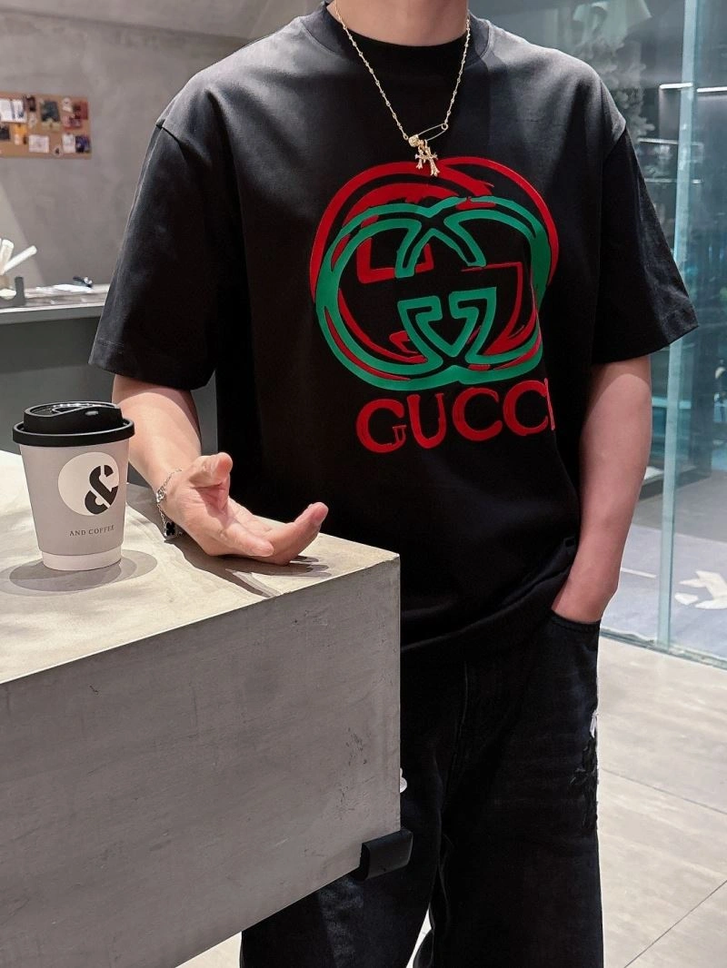 Stylish Gucci T-Shirts 125777