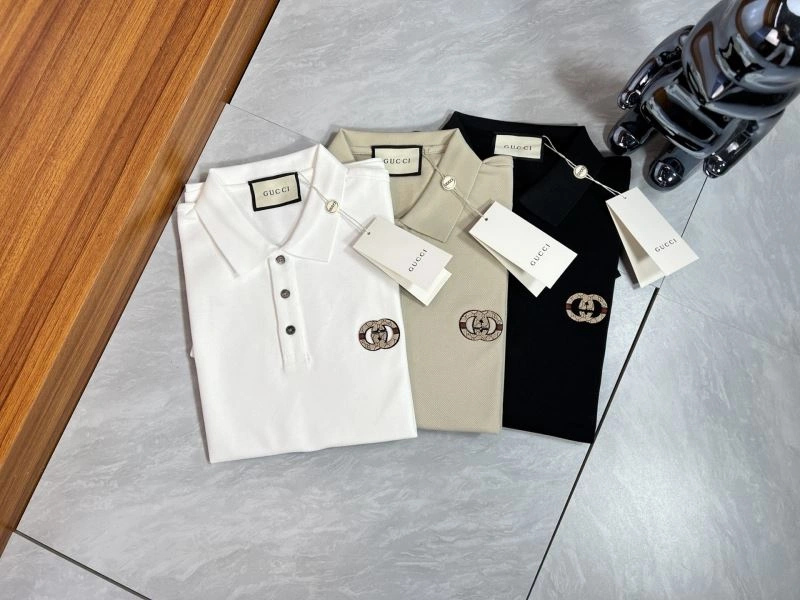 Compact Gucci T-Shirts 125759