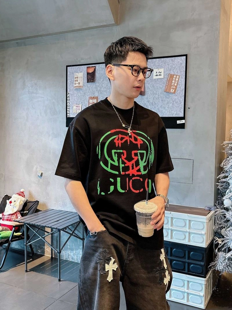 Gucci T-Shirts Lightweight 125741