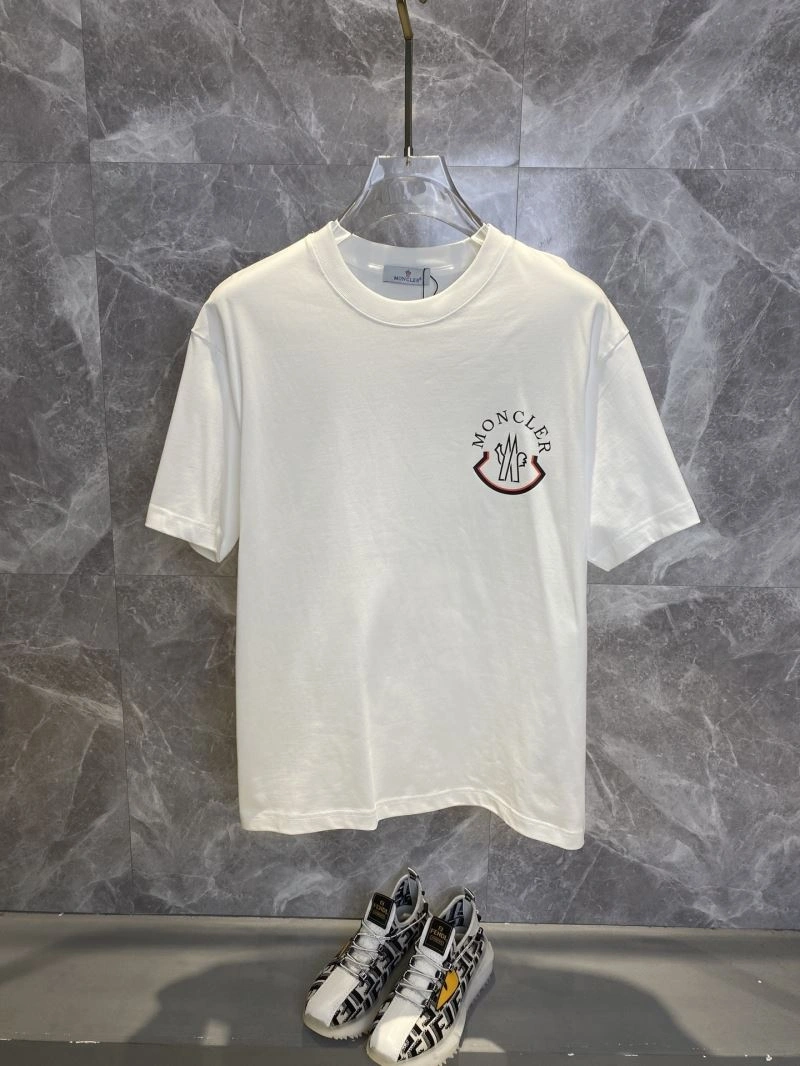 RelaxedFit Gucci T-Shirts 125735