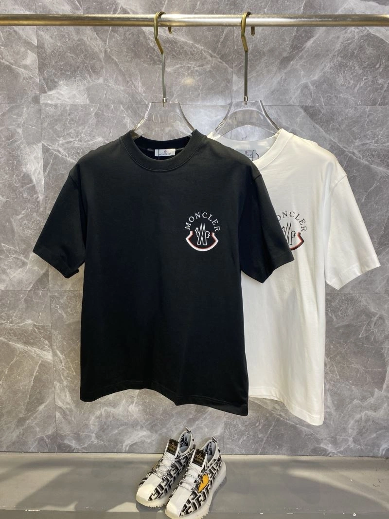 RelaxedFit Gucci T-Shirts 125735