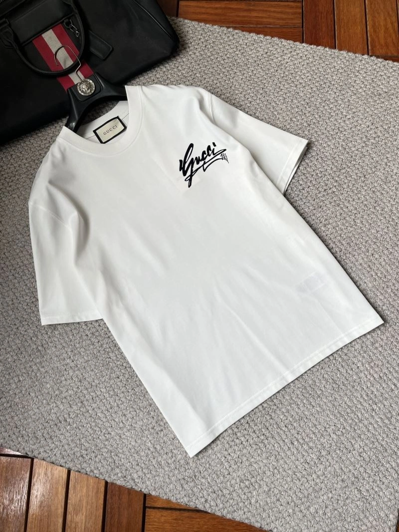 Gucci T-Shirts Breathable 125732