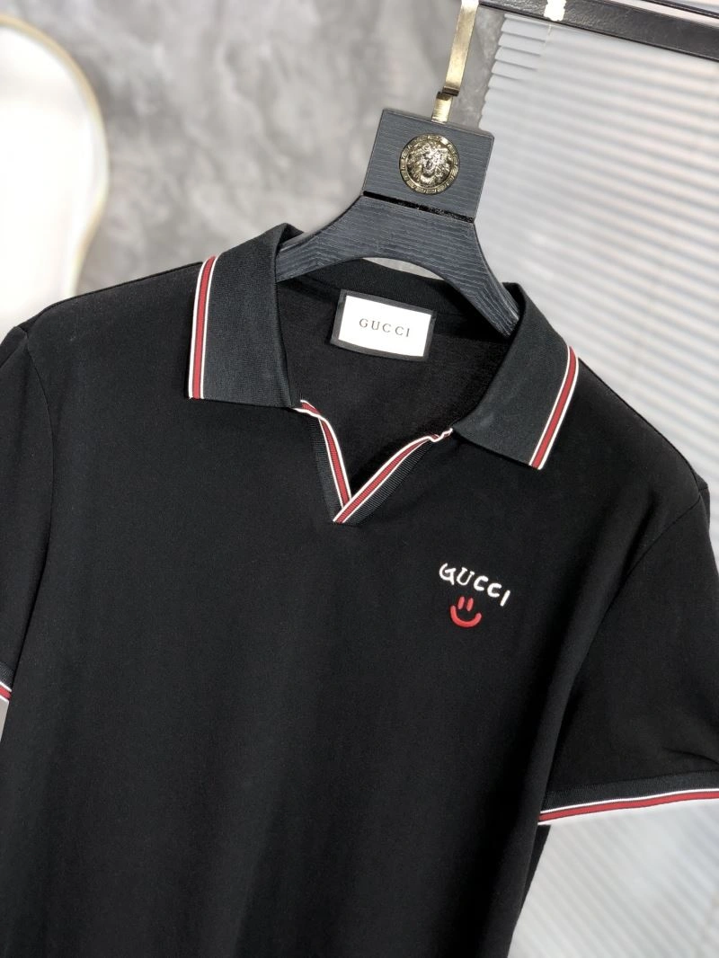 Seasonal Gucci T-Shirts 125706