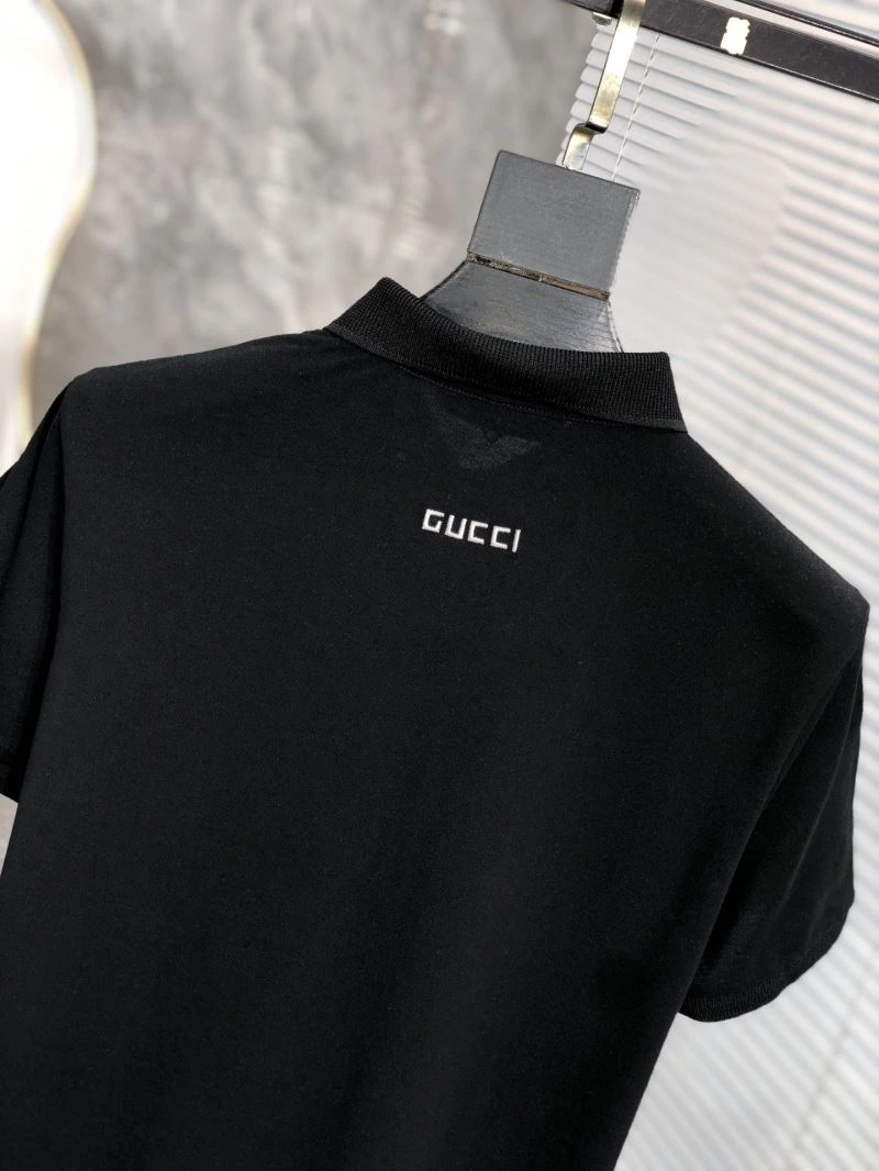 Unisex Gucci T-Shirts 125720