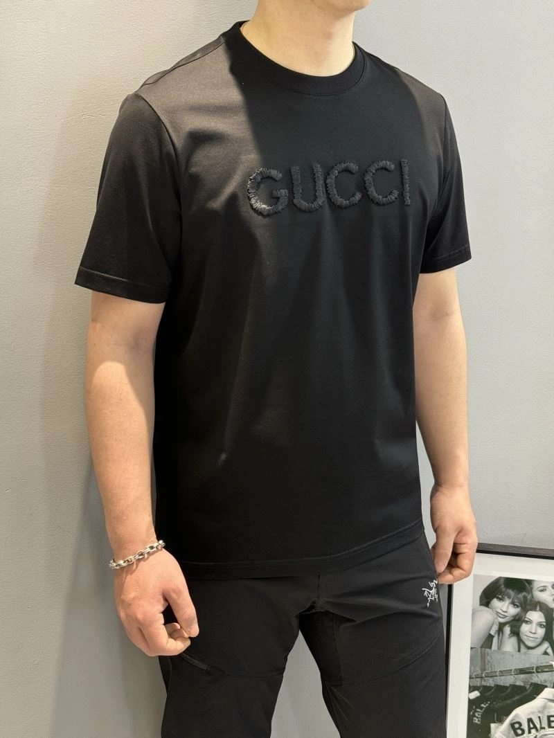 Elegant Gucci T-Shirts 125717