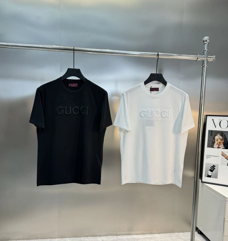 Elegant Gucci T-Shirts 125717