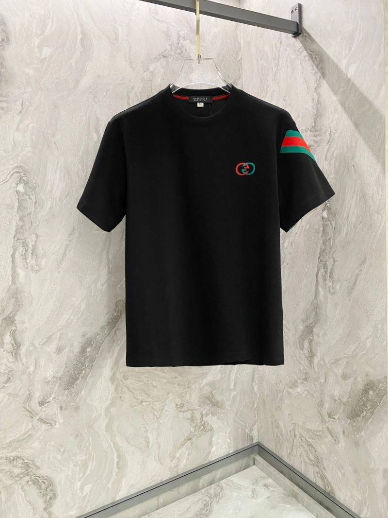 Gucci T-Shirts Lightweight 124237