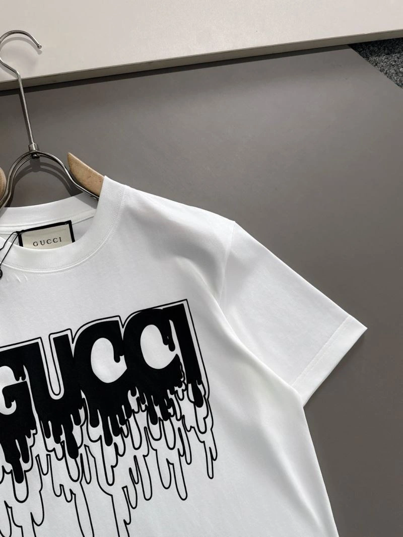 Gucci T-Shirts Sporty 125702
