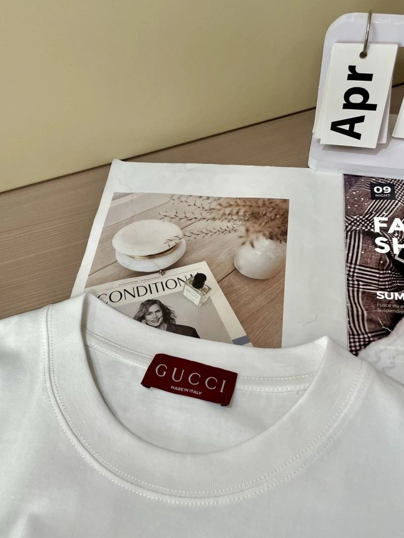 Gucci T-Shirts WeatherProof 125692