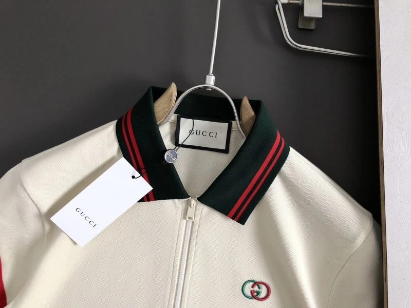 Elegant Gucci T-Shirts 125682