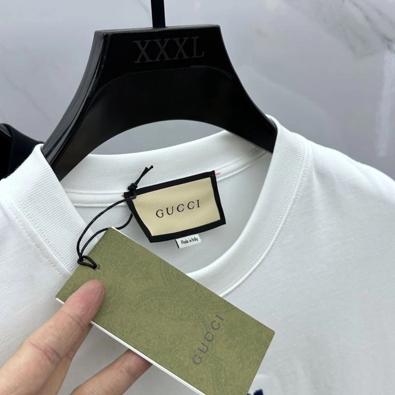 WaterResistant Gucci T-Shirts 125672