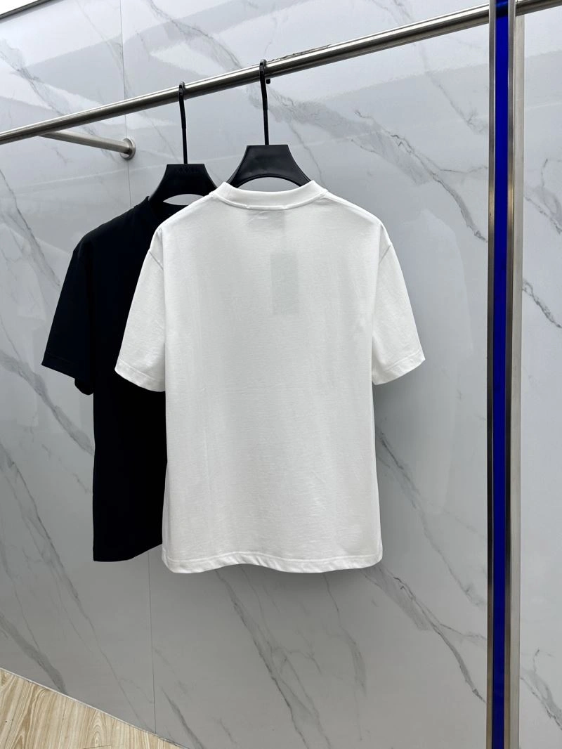 WaterResistant Gucci T-Shirts 125672