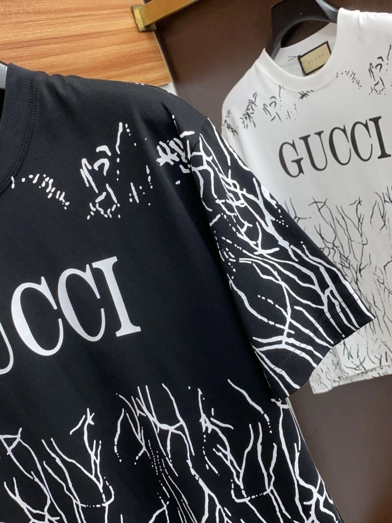 Gucci T-Shirts Flexible 125669
