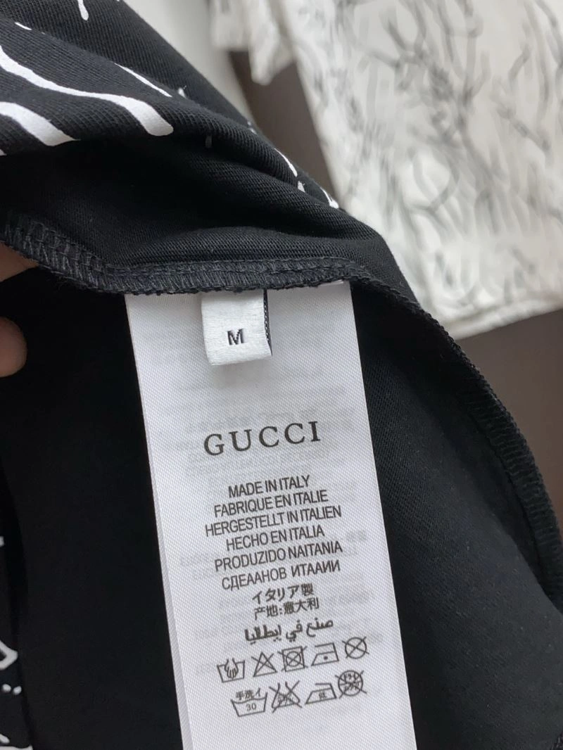 Gucci T-Shirts Flexible 125669