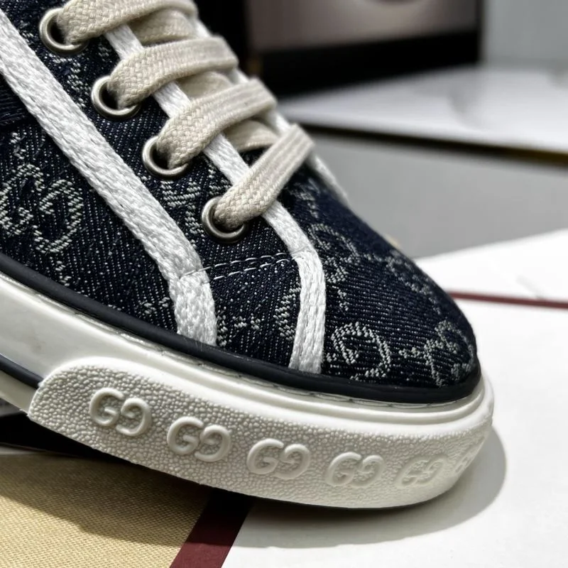 Gucci Tennis UrbanChic 25186