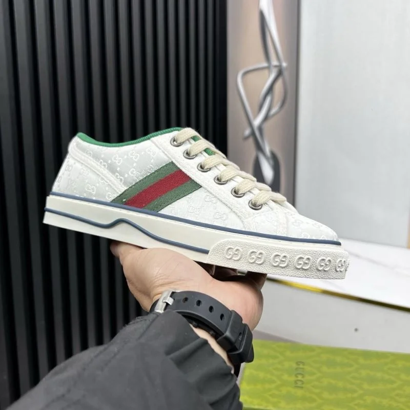 Gucci Tennis SoftTouch 25193