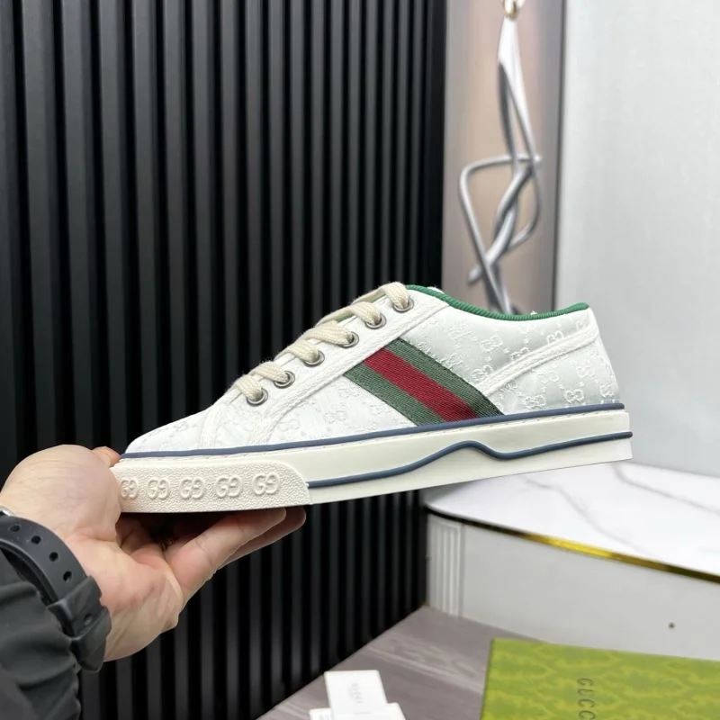 Gucci Tennis SoftTouch 25193