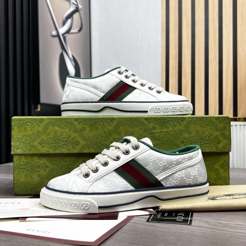 Gucci Tennis SoftTouch 25193