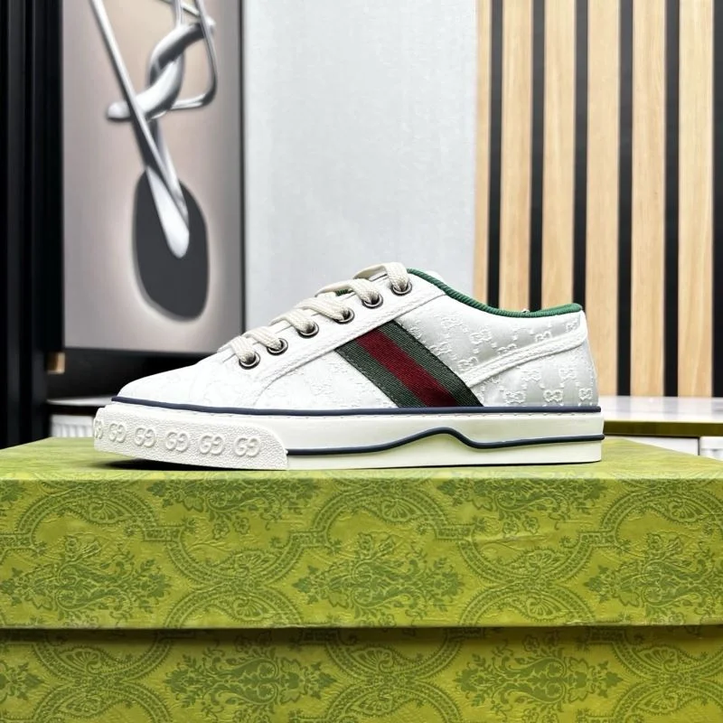 Gucci Tennis SoftTouch 25193
