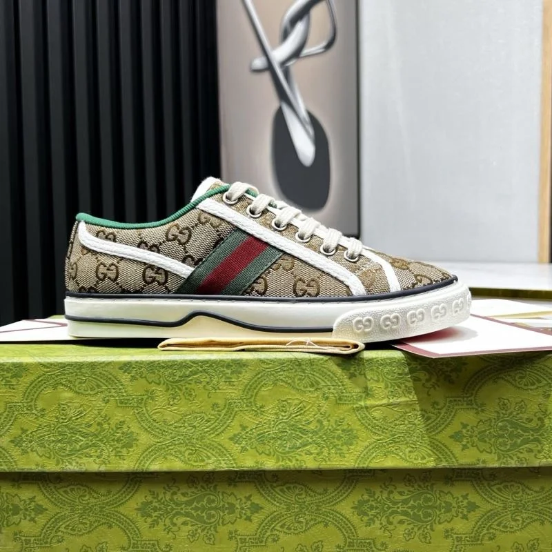 Gucci Tennis FastDry 25163