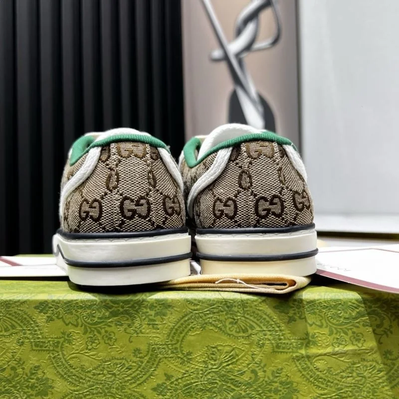 Gucci Tennis FastDry 25163
