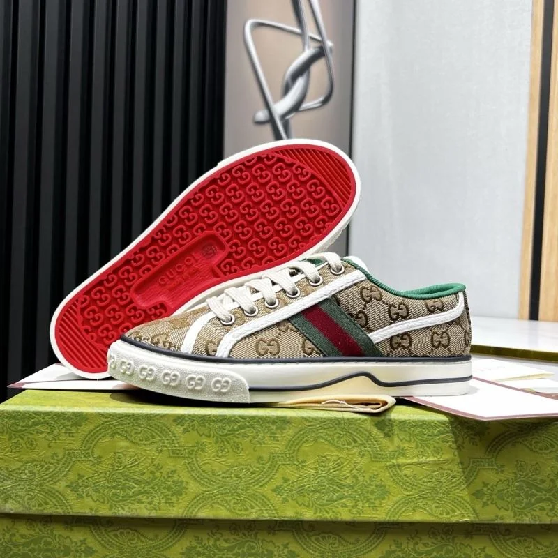 Gucci Tennis FastDry 25163