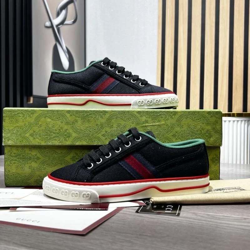 WrinkleFree Gucci Tennis 25285