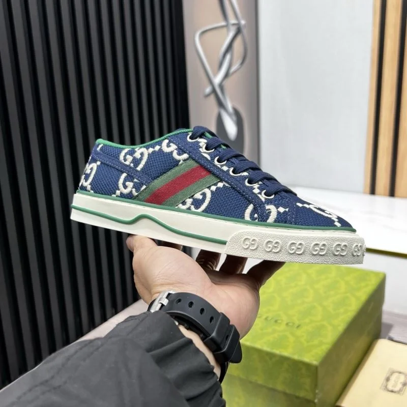 Tailored Gucci Tennis 25162