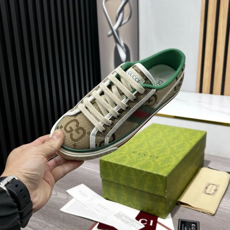 Neat Gucci Tennis 25155