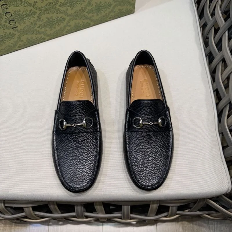 Gucci Tods Shoes Sleek 25153