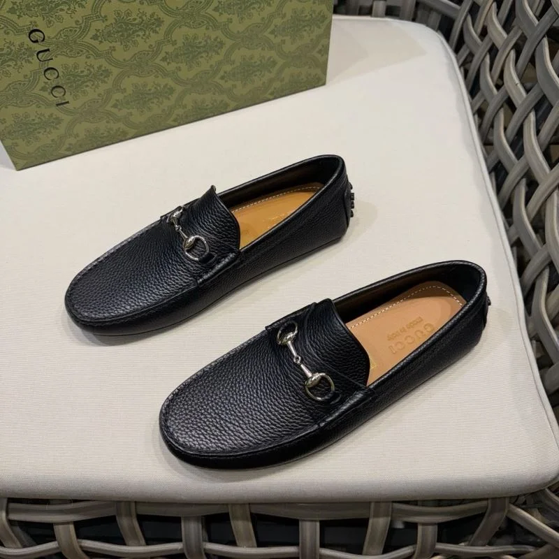 Gucci Tods Shoes Sleek 25153