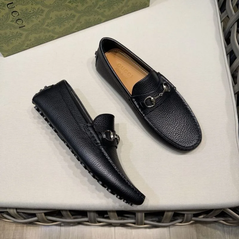 Gucci Tods Shoes Sleek 25153