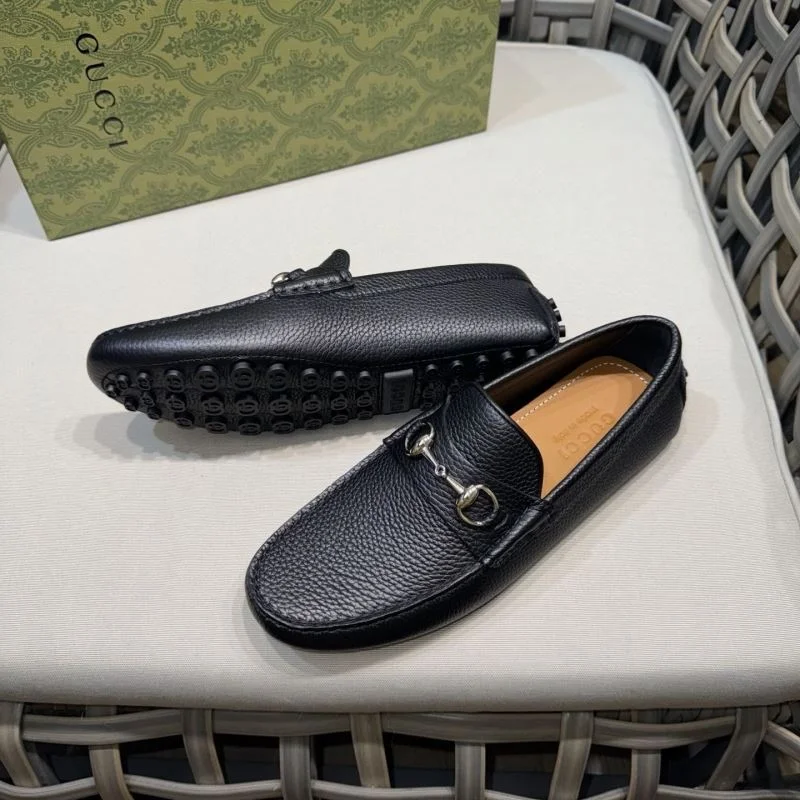Gucci Tods Shoes Sleek 25153