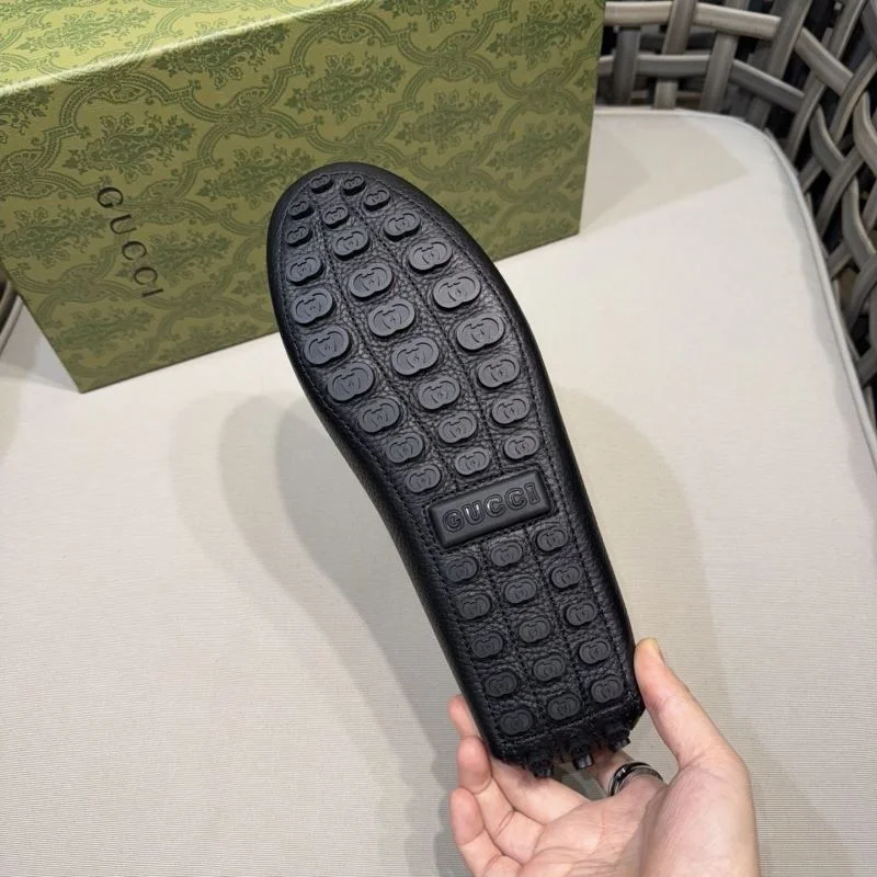 Gucci Tods Shoes Sleek 25153