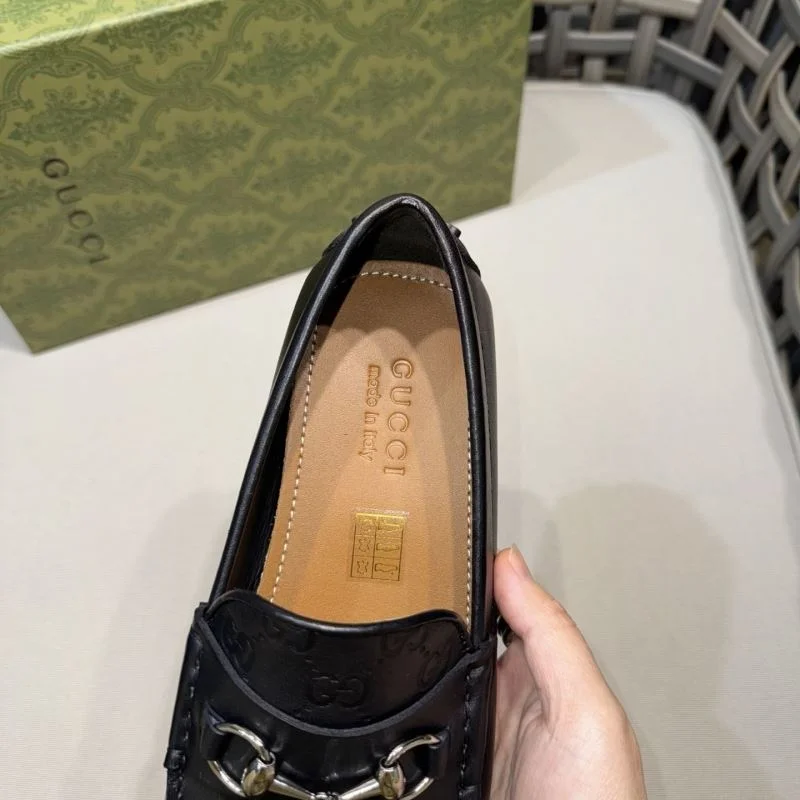 Gucci Tods Shoes UrbanStyle 25133