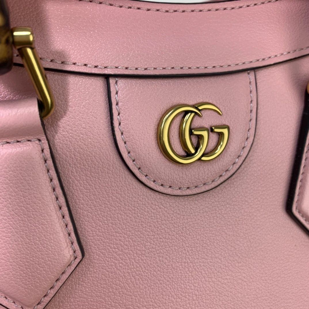 EyeCatching Gucci Top Handle Bags 72494